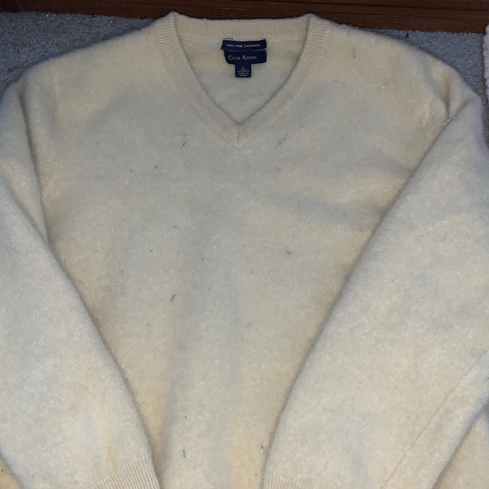 Yellow 100% cashmere sweater